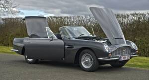 Imagen 35/50 de Aston Martin DB 6 Vantage Volante (1969)