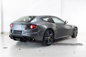 Image 6/47 of Ferrari FF (2015)