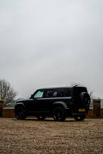 Image 15/50 de Land Rover Defender 110 V8 &quot;Bond Edition&quot; (2021)