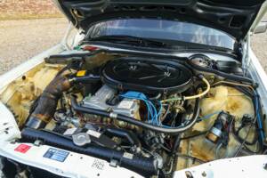 Image 4/50 de Mercedes-Benz 280 S (1988)