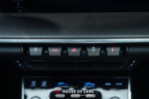 Image 40/50 of Porsche 911 Carrera 4S &quot;Belgian Legend Edition&quot; (2020)
