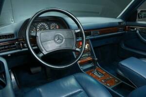 Bild 12/50 von Mercedes-Benz 560 SEC (1988)