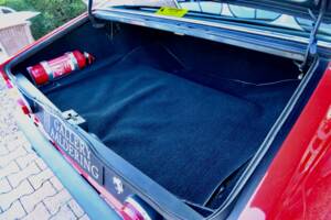 Imagen 36/50 de Ferrari 365 GTB&#x2F;4 Daytona (1971)