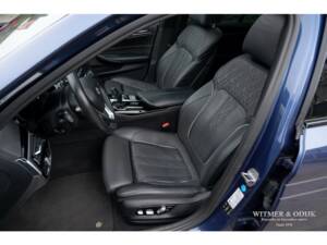 Image 5/50 of ALPINA B5 Touring Biturbo AWD (2017)