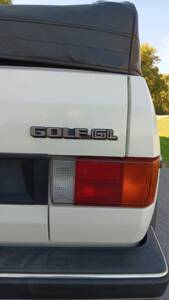 Bild 24/55 von Volkswagen Golf I Cabrio 1.8 (1985)