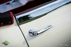 Image 37/65 de Jaguar E-Type 3.8 Flat Floor (1961)