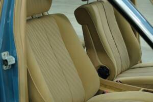 Bild 34/50 von Mercedes-Benz 280 SE (1983)