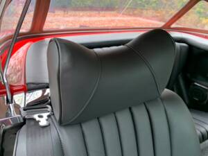 Image 91/177 de Mercedes-Benz 350 SL (1974)