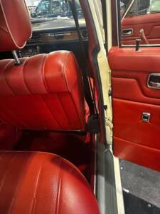 Image 19/21 of Mercedes-Benz 240 D 3,0 (1976)