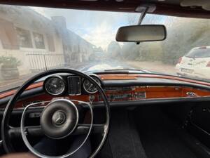 Bild 14/43 von Mercedes-Benz 250 SE (1966)
