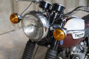 Image 32/38 of Triumph T 100 R Daytona (1971)
