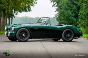 Image 24/59 of Austin-Healey 100&#x2F;6 (BN6) (1958)