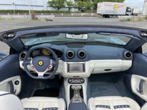 Afbeelding 34/66 van Ferrari California 30 (2013)