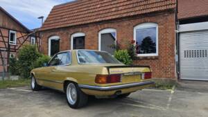Immagine 6/10 di Mercedes-Benz 350 SLC (1972)