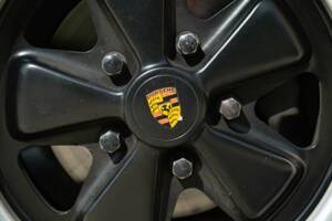 Image 21/50 de Porsche 911 SC 3.0 (1979)