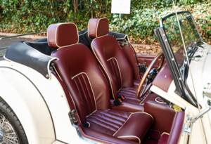 Image 22/26 of Morgan Plus 4 2-Seater (2007)