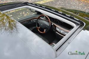 Bild 12/50 von Mercedes-Benz S 500 (2006)