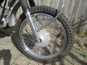 Bild 32/46 von Suzuki TC 120 (1970)