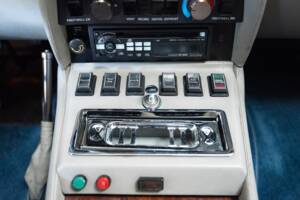 Bild 16/33 von Aston Martin V8 Vantage Volante (1987)