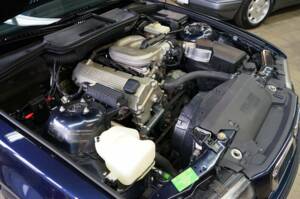 Image 29/36 of BMW 318i (1999)