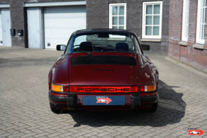Afbeelding 4/21 van Porsche 911 Carrera 3.2 (1984)