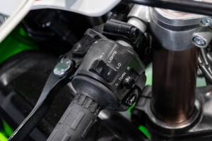 Afbeelding 19/35 van Kawasaki ZX-R 750 J/R (1993)