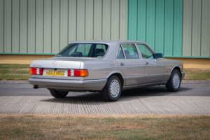 Bild 5/29 von Mercedes-Benz 300 SEL (1990)