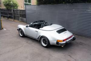 Image 16/68 of Porsche 911 Speedster 3.2 (1989)