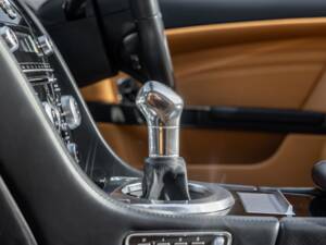 Bild 40/65 von Aston Martin DBS Volante (2011)