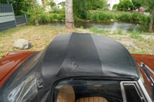 Image 24/100 of MG MGB (1978)