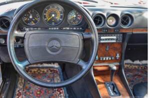 Immagine 3/17 di Mercedes-Benz 560 SL (1988)