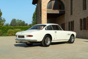 Bild 6/50 von Ferrari 330 GT 2+2 (1964)