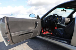 Image 47/50 of Ferrari 550 Maranello (1999)