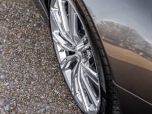 Bild 29/79 von Aston Martin DB 9 GT Volante (2017)