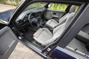 Image 9/82 of BMW 325ix (1989)