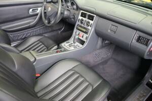 Bild 23/50 von Mercedes-Benz SLK 230 Kompressor (2003)