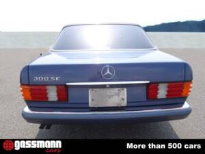 Bild 8/15 von Mercedes-Benz 300 SE (1991)