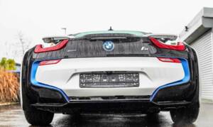 Image 9/12 of BMW i8 Coupé (2015)