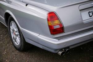 Image 24/50 of Bentley Continental R (1996)