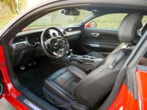 Image 20/33 de Ford Mustang GT 5.0 V8 (2022)