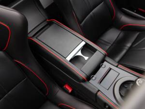 Bild 58/85 von Aston Martin V12 Vantage AMR Roadster (2018)