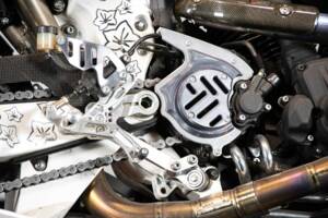 Image 34/50 of Yamaha DUMMY (2007)