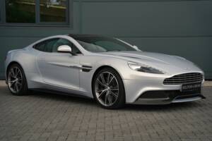 Image 1/50 of Aston Martin Vanquish (2014)
