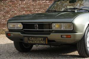 Image 8/50 of Peugeot 504 Convertible (1981)