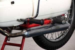 Image 10/23 of Parilla DUMMY (1961)