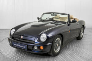 Bild 17/50 von MG RV8 (1993)