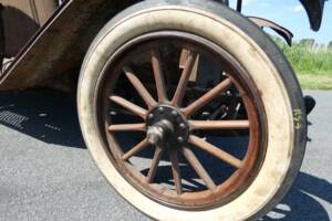 Image 25/66 of Regal Model T Underslung (1913)