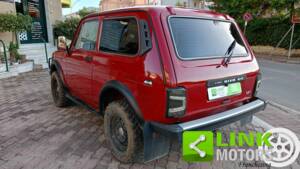 Bild 9/10 von Lada Niva 4x4 (1997)