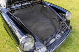 Afbeelding 42/44 van Porsche 911 2.4 S "Ölklappe" (1972)