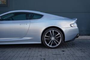 Immagine 10/50 di Aston Martin DBS (2011)